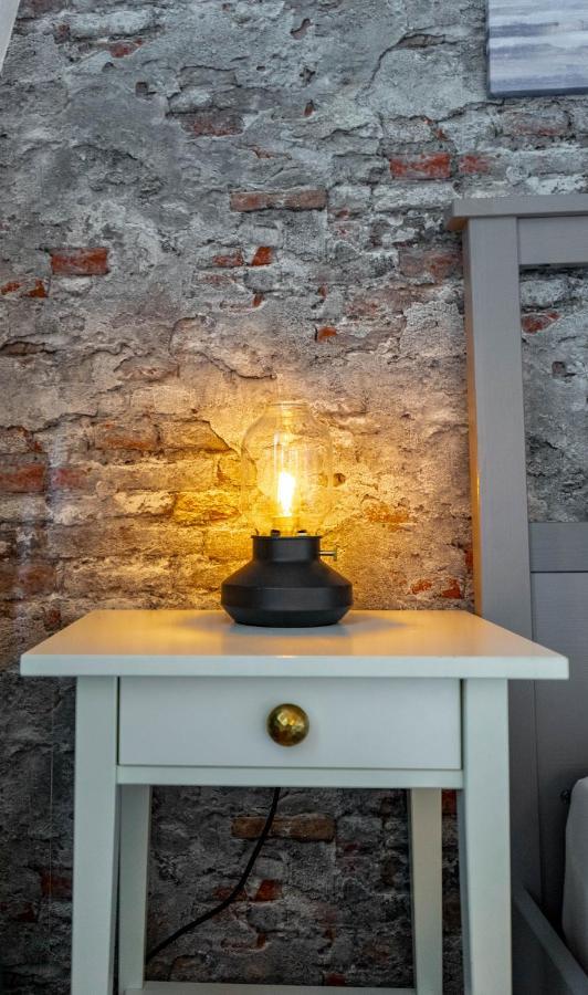 2R Apartment Perfect For Families! Kitchen - Parking - Netflix Dresden Buitenkant foto